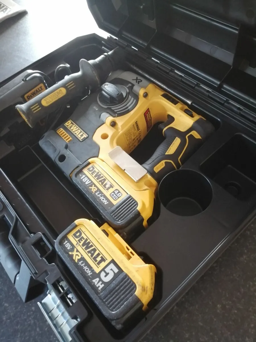 Dewalt 18v sds drill - Image 3