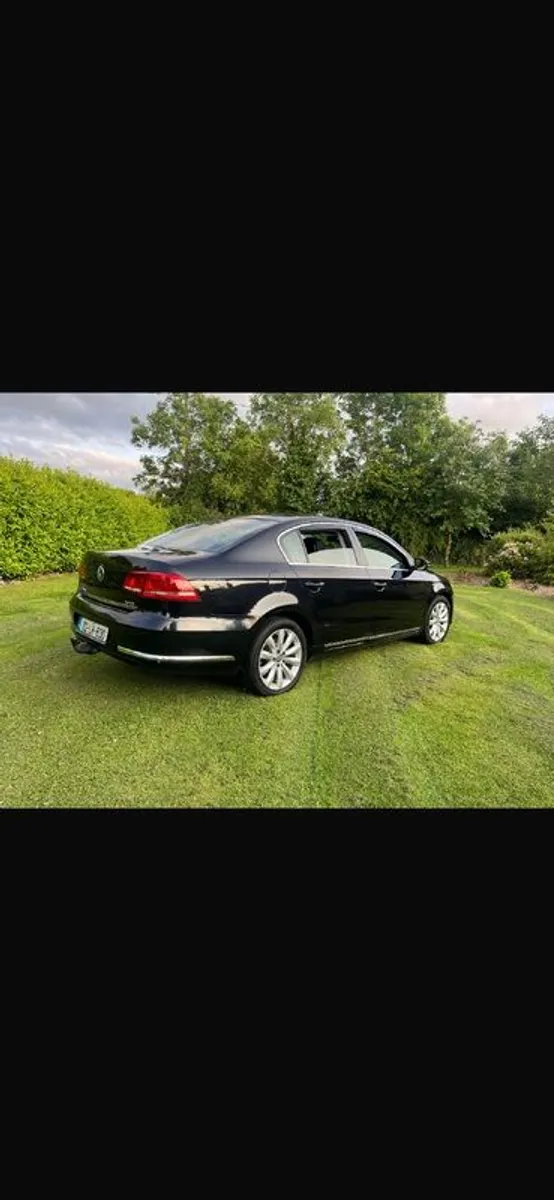 2013 Volkswagen Passat - Image 2