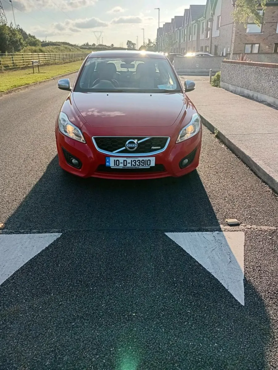 2010 volvo c30 R DESIGN 1.6 diesel 6 speed nct tax - Image 3