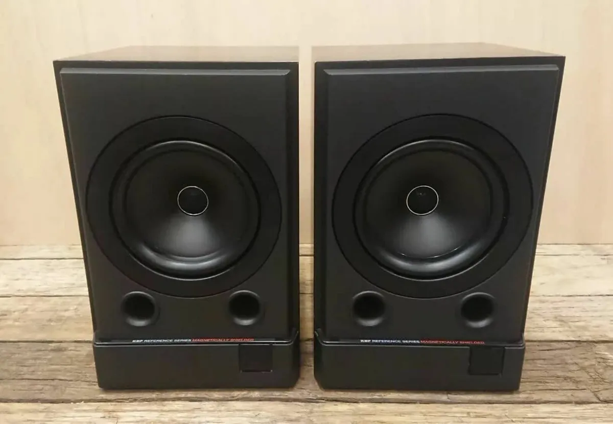 2 x KEF Reference Series 101/3 SP3161 Speakers 110 - Image 1