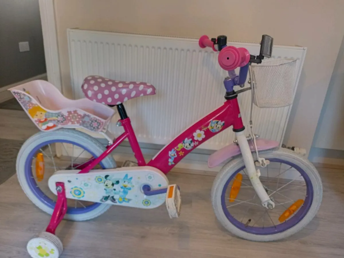 Kids Minnie mouse bike size 16 inch wheels. - Image 3