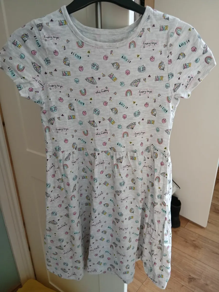 Girls Bundle of Clothes - Image 3