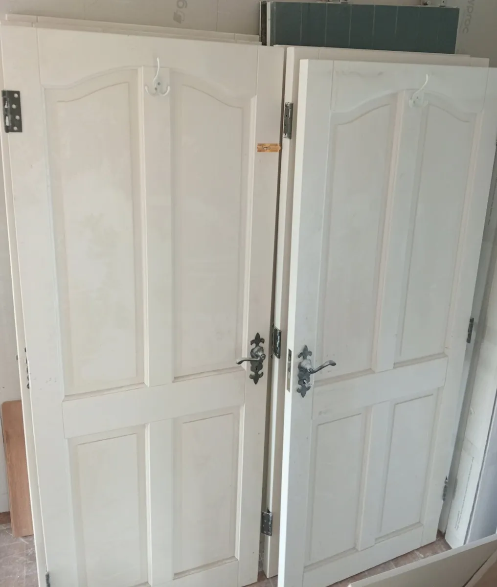 Internal solid doors - Image 3