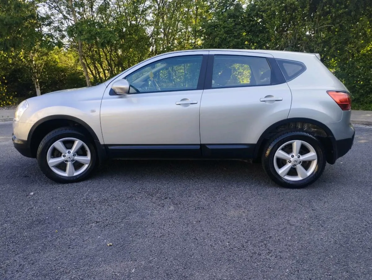 2010 Nissan Quasqui 1.6 petrol SVE - Image 4