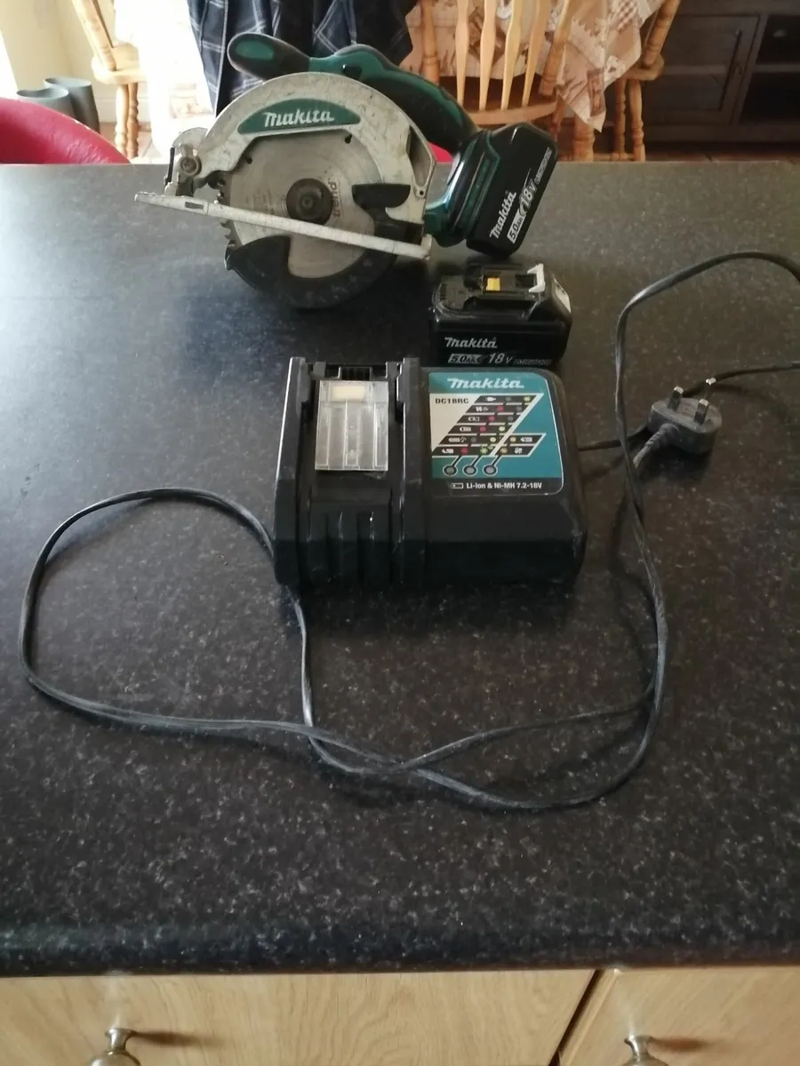 Makita 18v skillsaw kit - Image 1