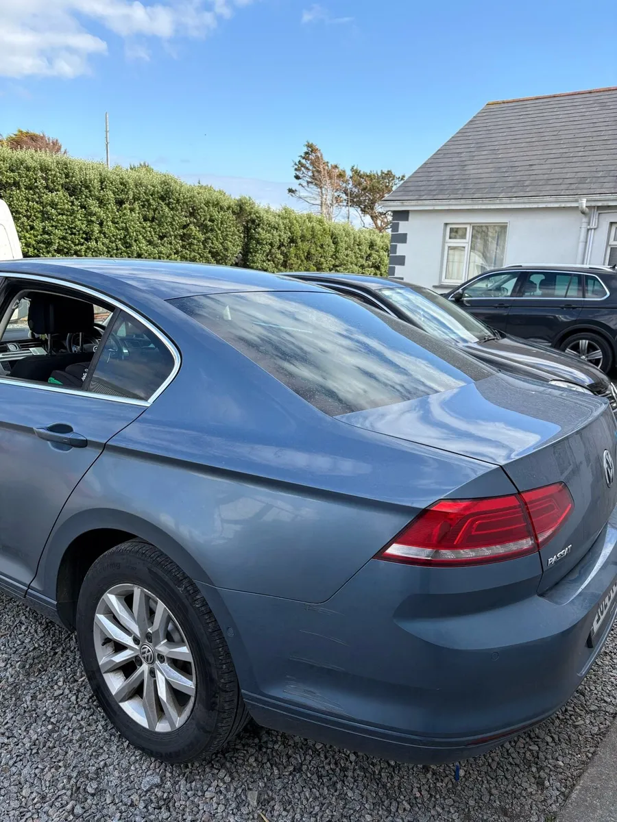 2016 2.0 Volkswagen Passat Open to offers - Image 4