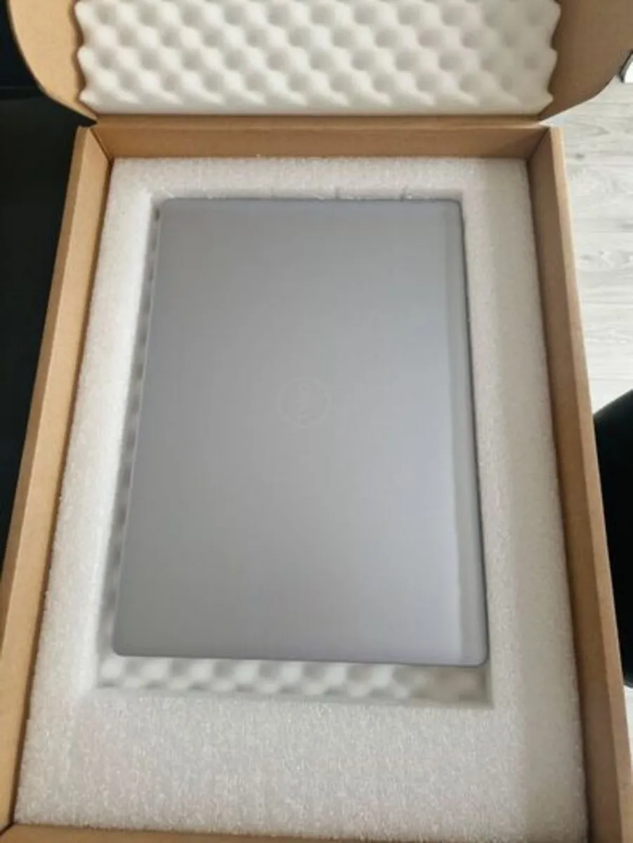 Laptop - Image 1