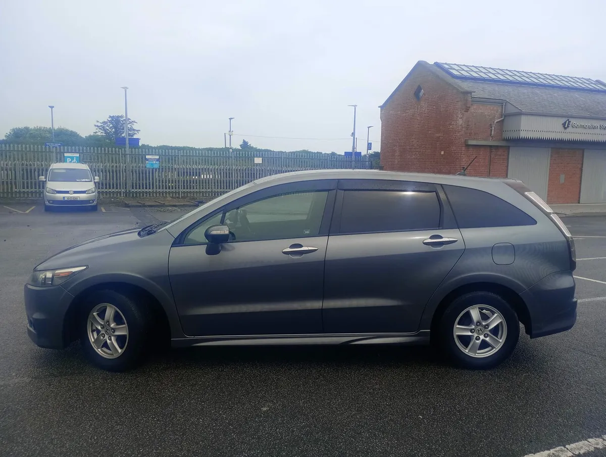 Honda Stream - Image 2