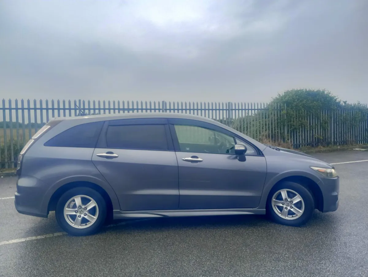 Honda Stream - Image 3