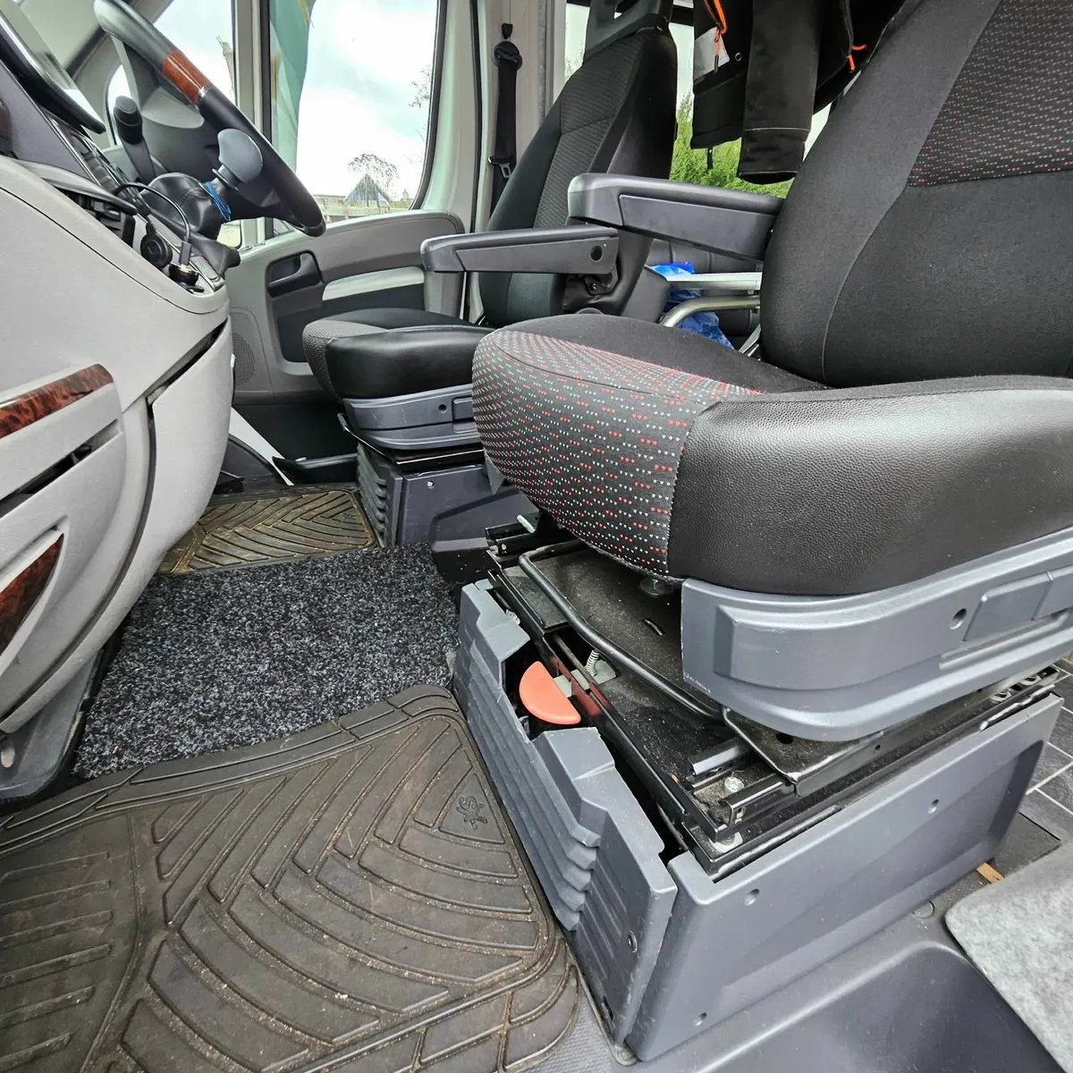 PEUGEOT BOXER 3-O  MOTOR CARAVAN - Image 2