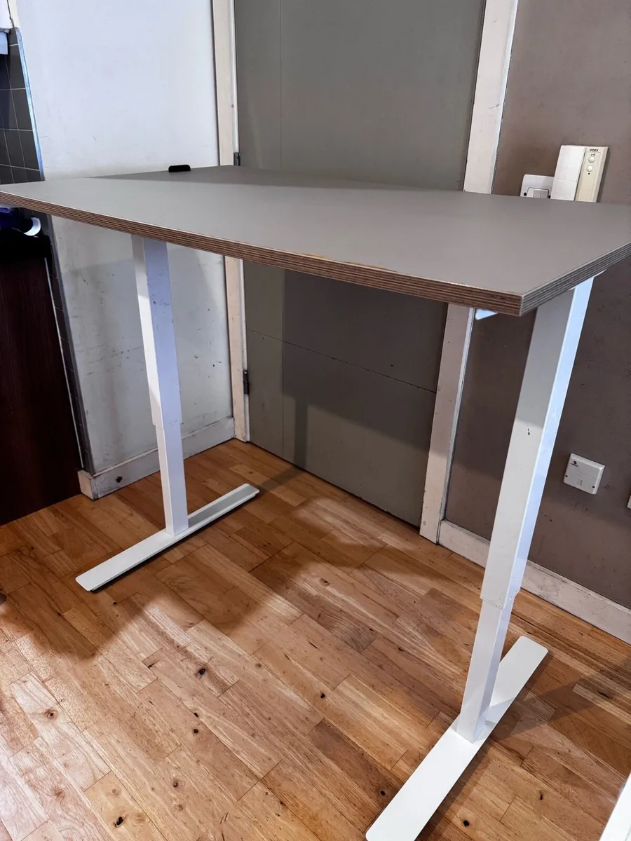 IKEA TROTTEN Desk sit/stand - Image 2