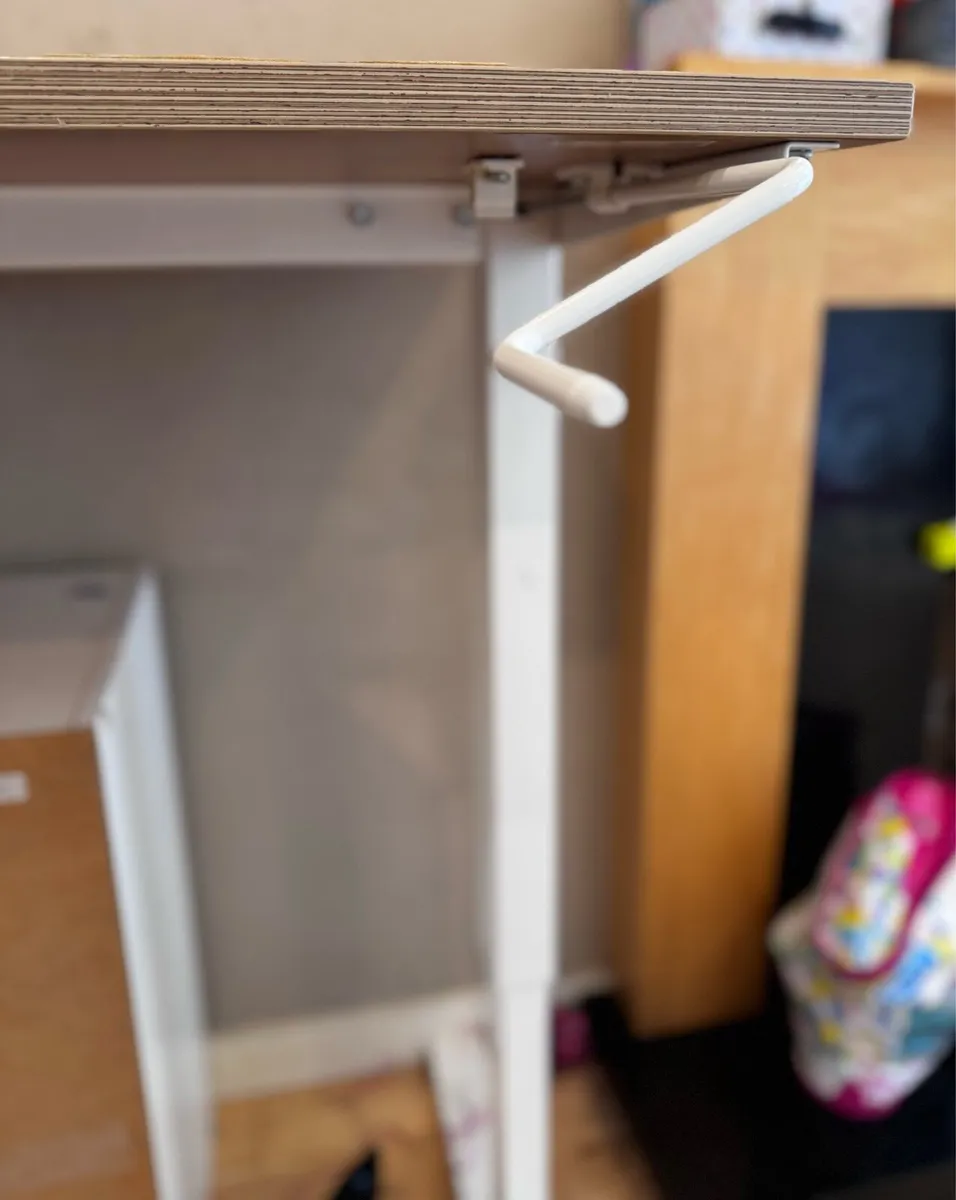 IKEA TROTTEN Desk sit/stand - Image 4