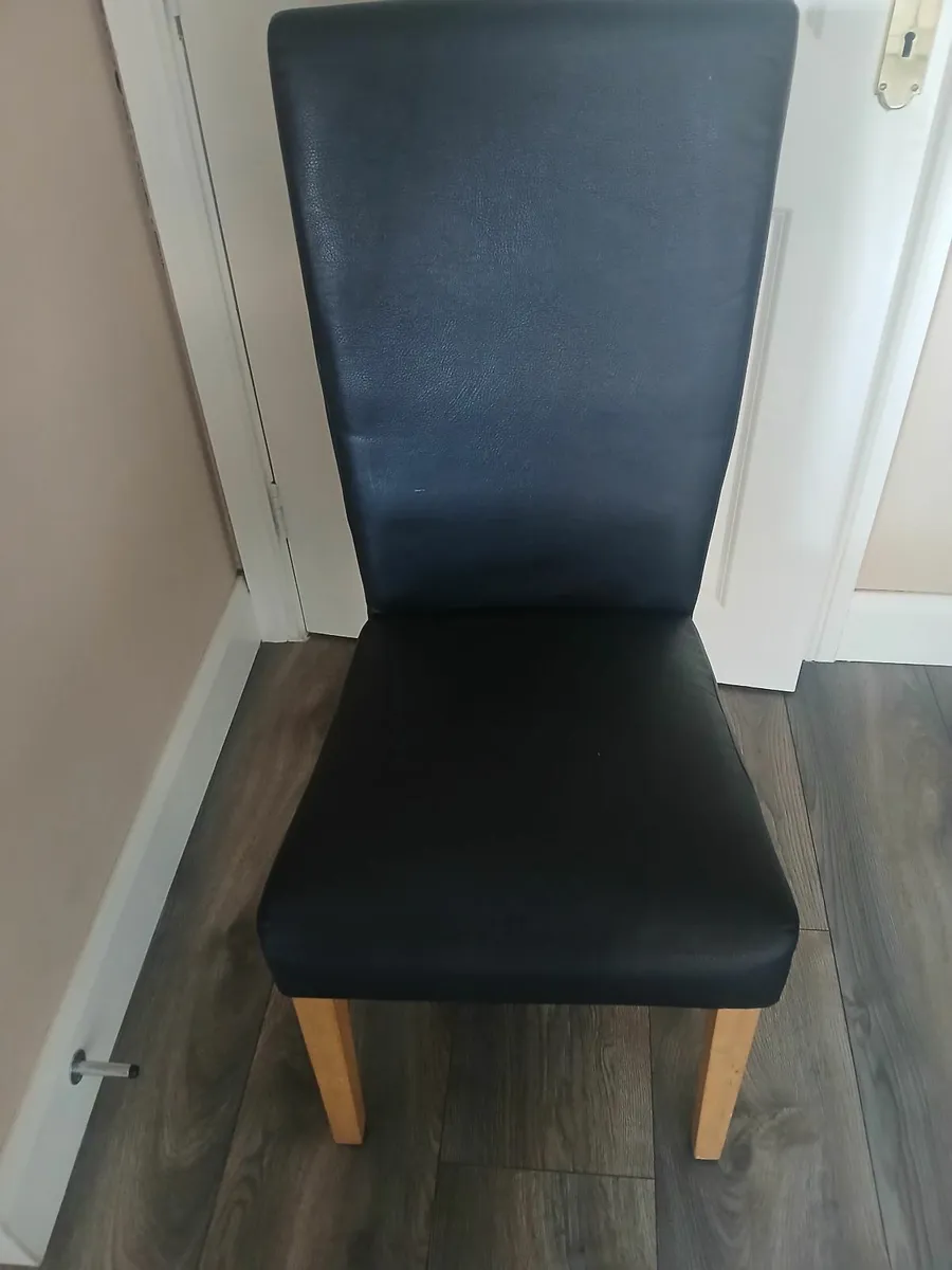 Kitchen chairs - Image 4