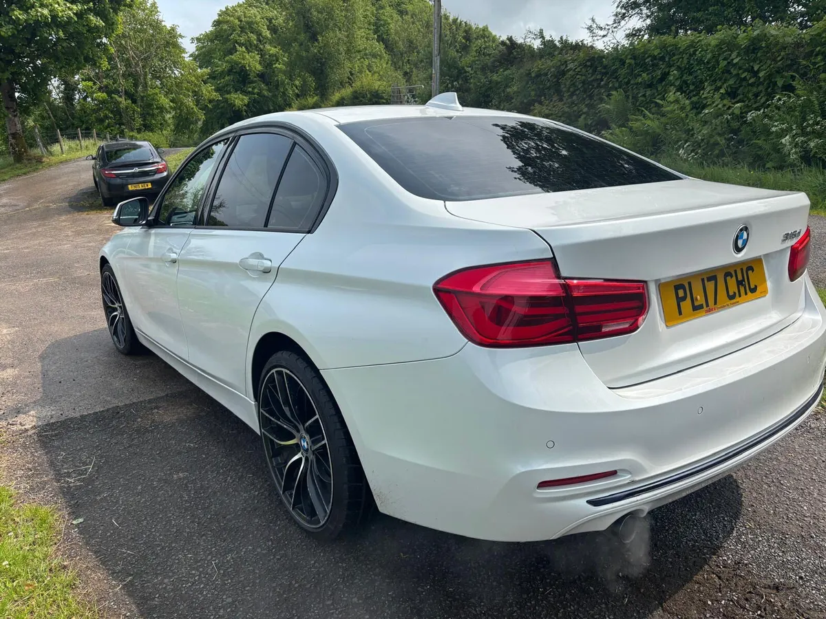 ‘17 BMW 316D Sport (LOW NOX) - Image 3