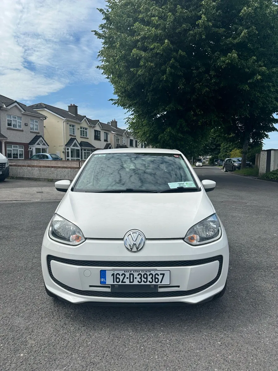Volkswagen Up! Bluemotion 2016 - Image 1