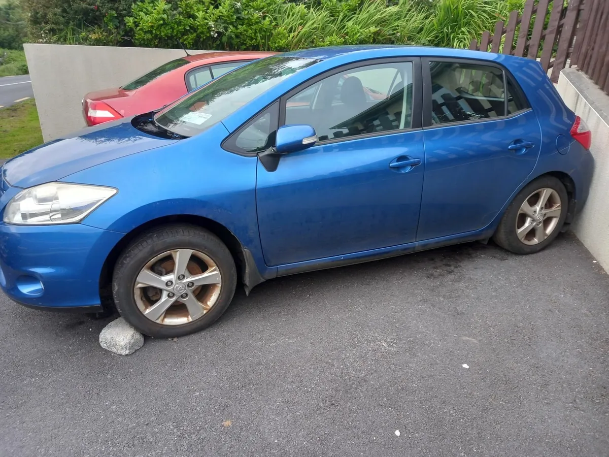10y toyota auris nct /tax - Image 3