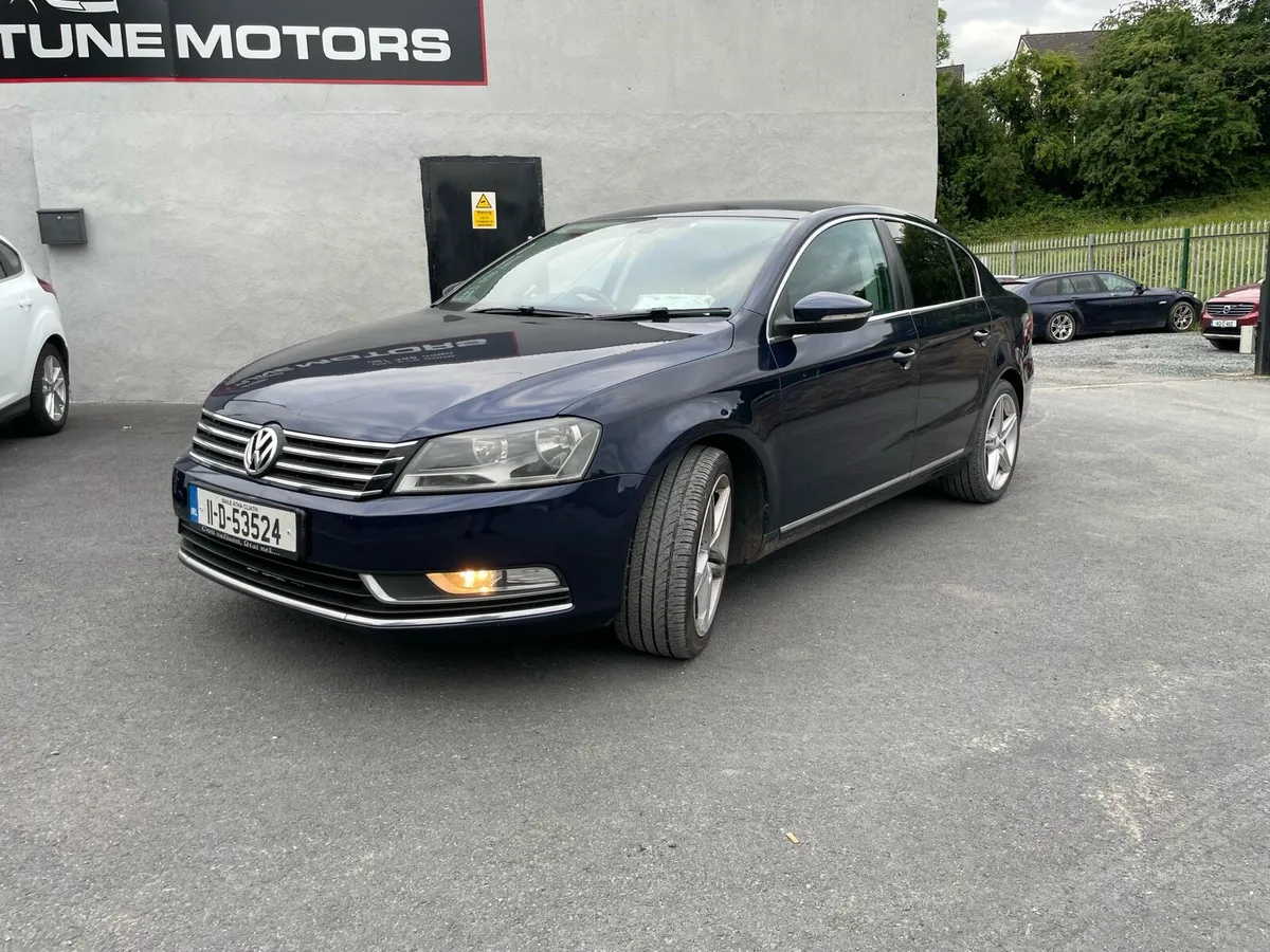 Vw Passat sat-nav reverse camera!!! - Image 1