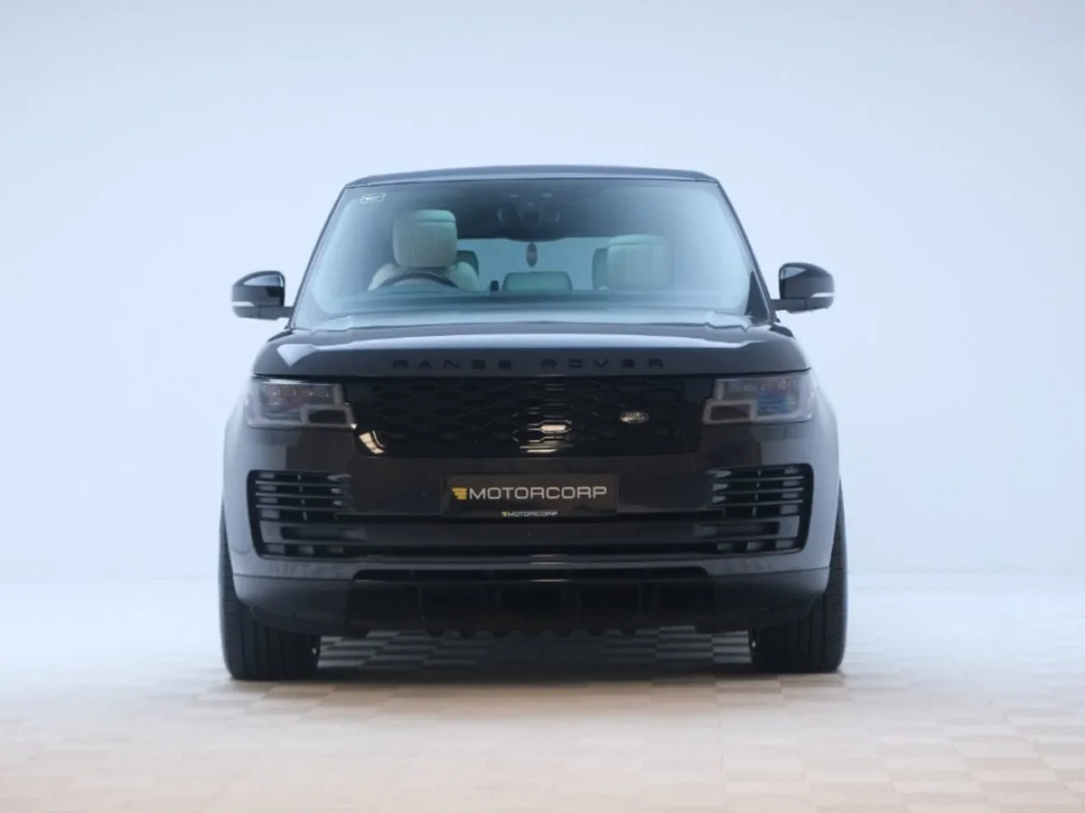 Land Rover Range Rover Vogue SE P400e - Image 2