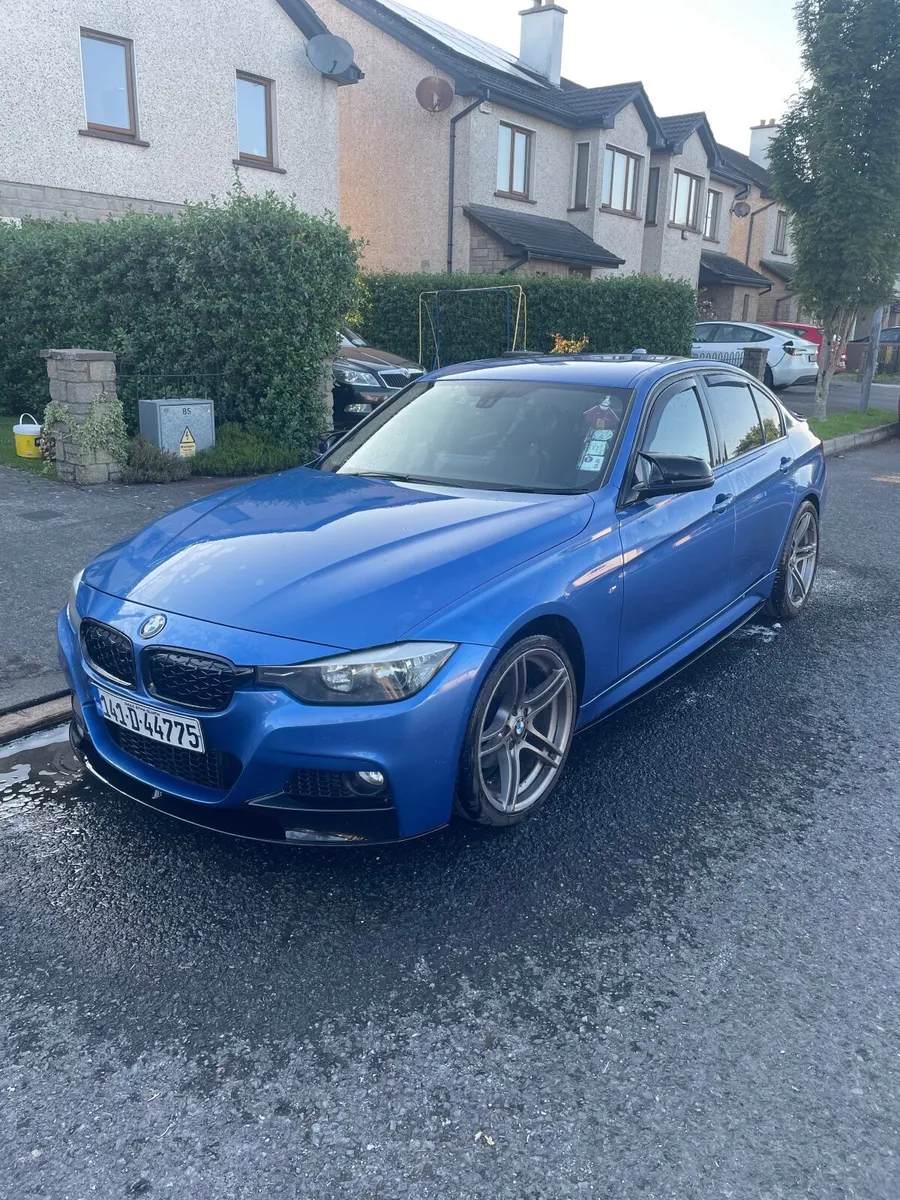 BMW 3-Series 2014 - Image 2