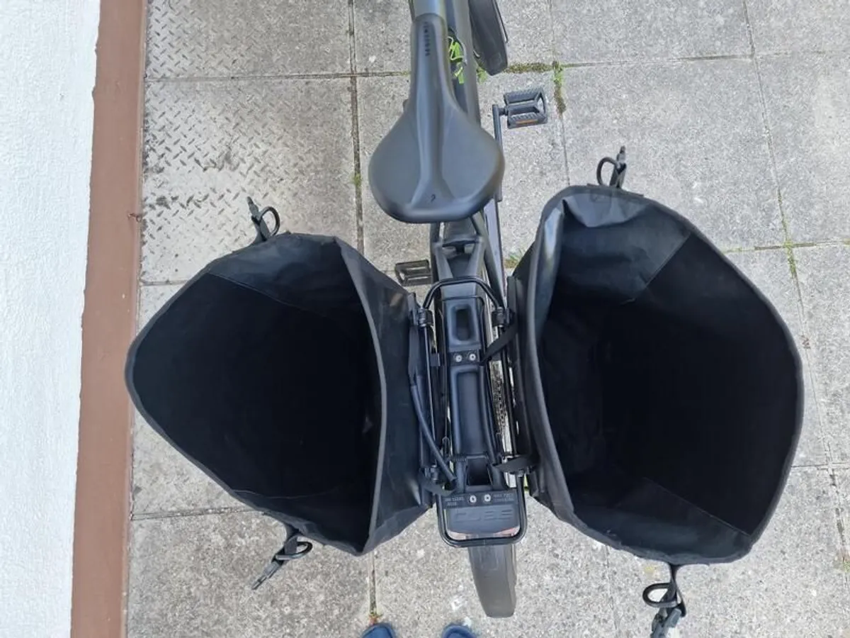 Cube Touring Hybrid EXC 500 Electric Bike, Panniers, Lock, Pump, spare tyres and tubes. - Image 2