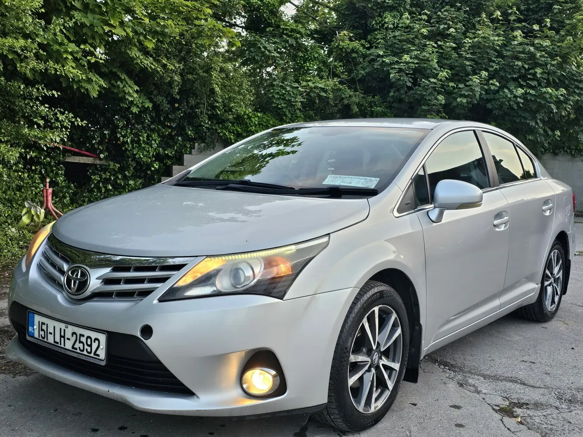 2015 Toyota avensis buisness turbo diesel €5900 - Image 1