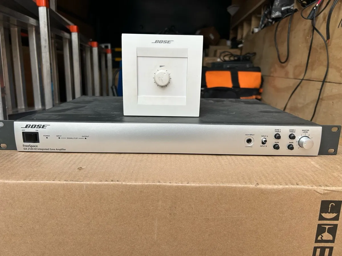 Bose IZA-2120HZ Amplifier and controller - Image 1