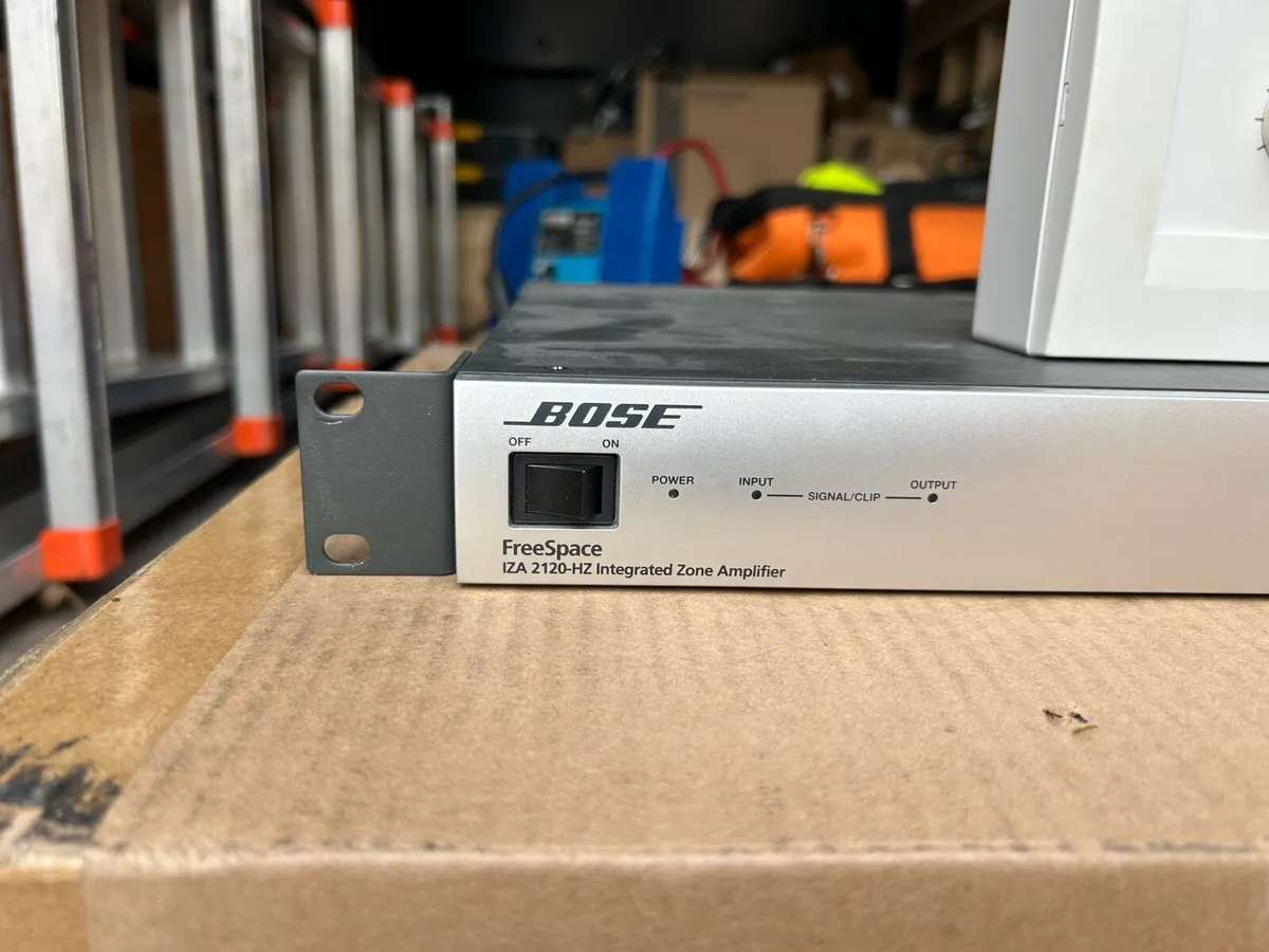 Bose IZA-2120HZ Amplifier and controller - Image 2