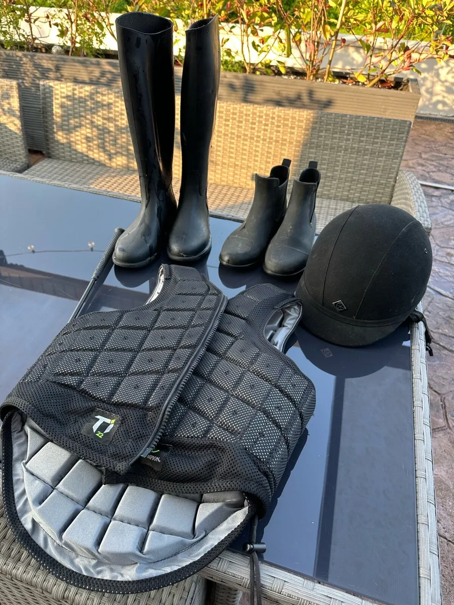 Horse riding set - Image 1