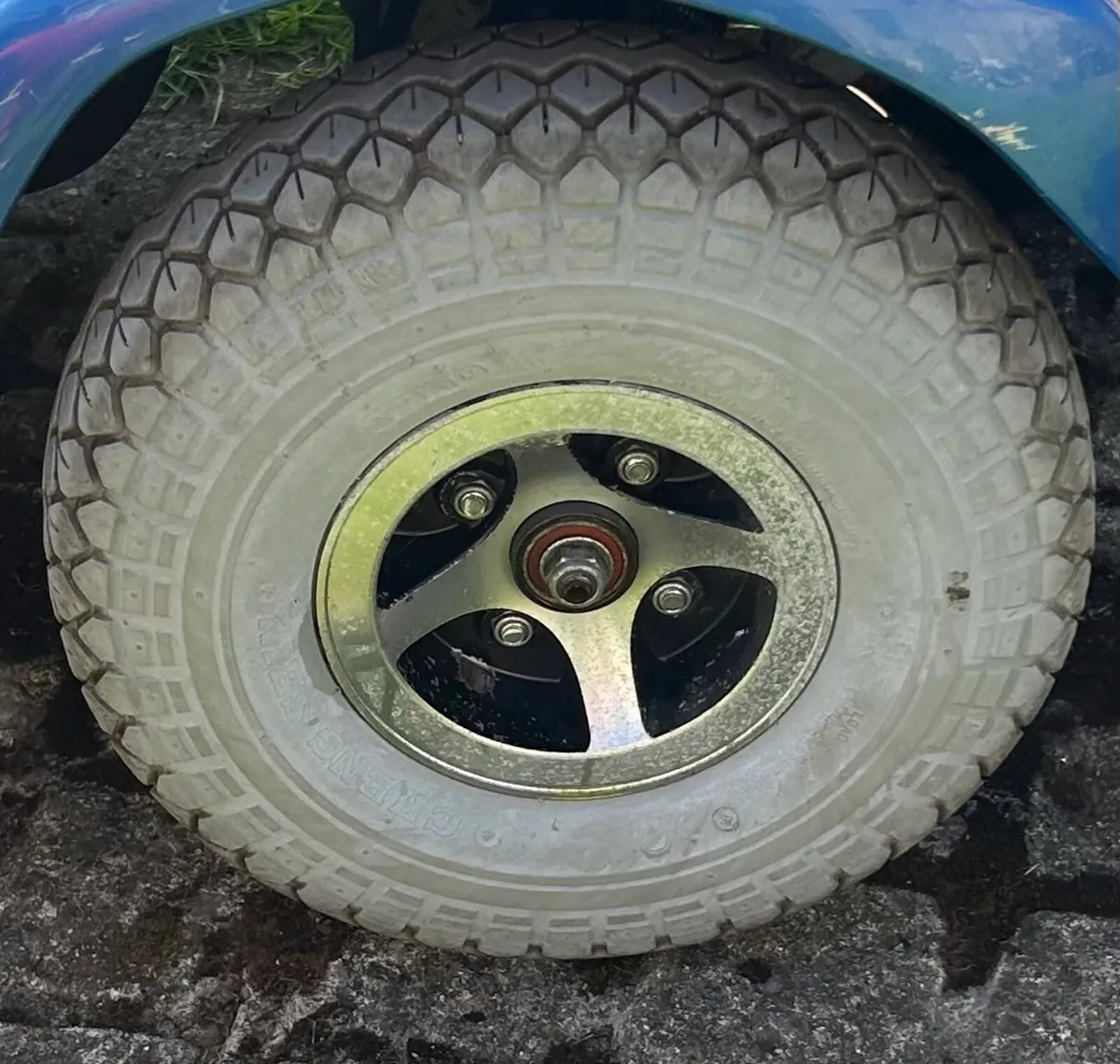 Mobility Scooter 13” Wheels - Image 1