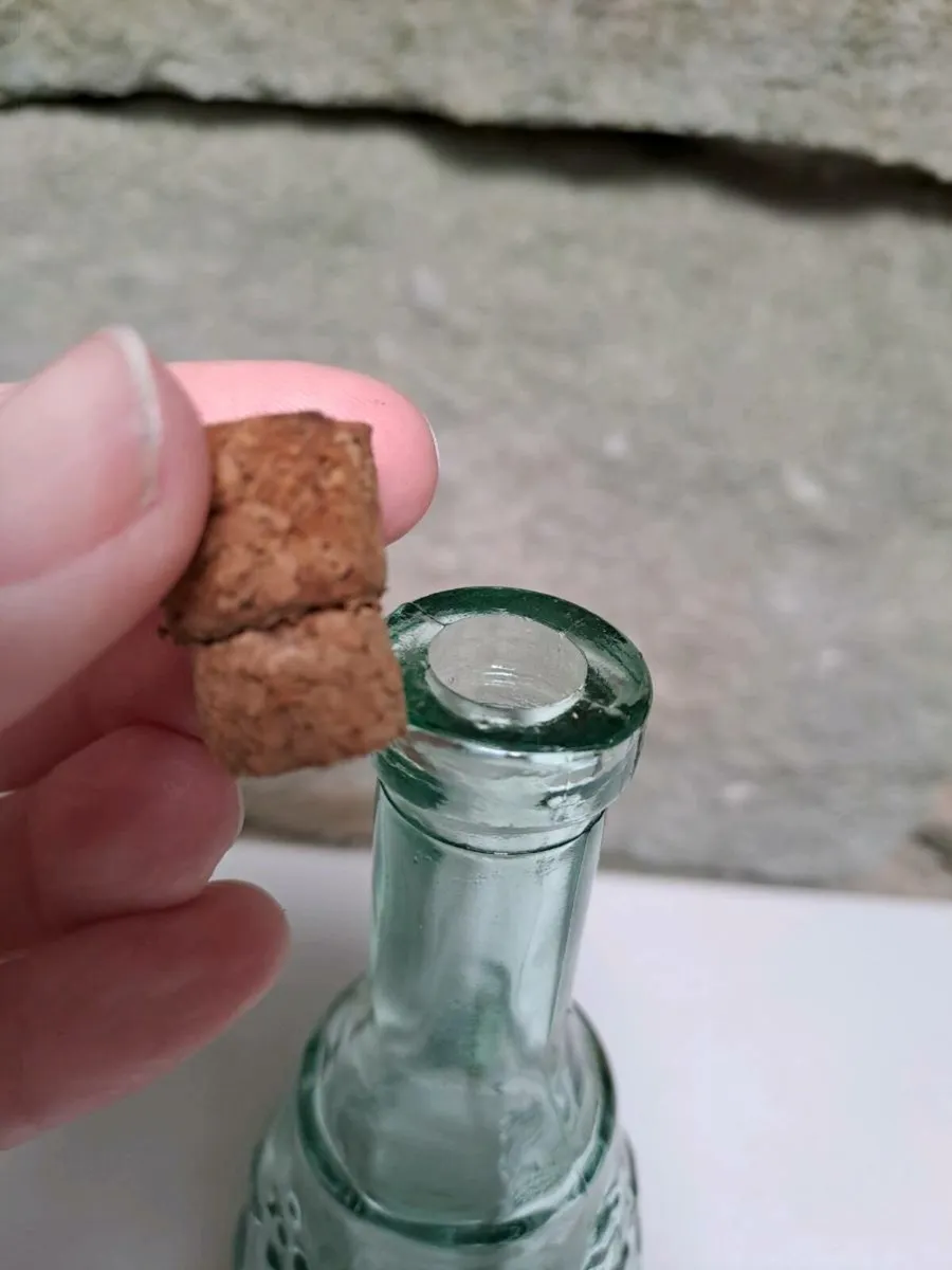 Vintage glass bottle - Image 2