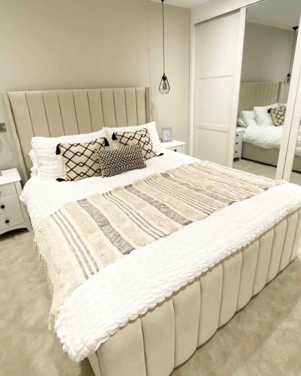 Beds - Image 1