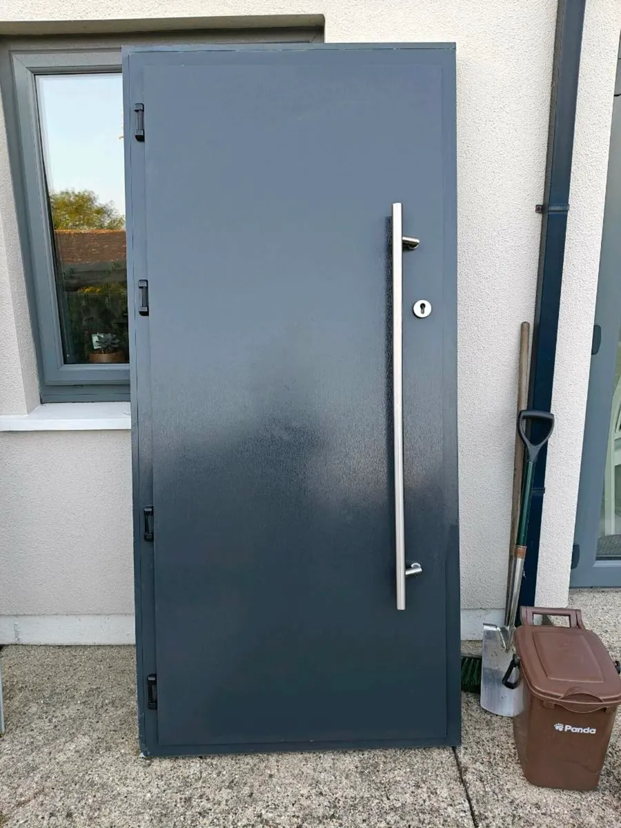 Composite door - Image 3