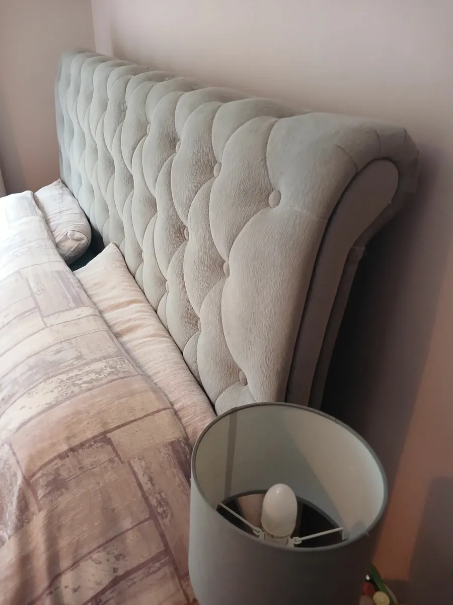 Bed - Image 3