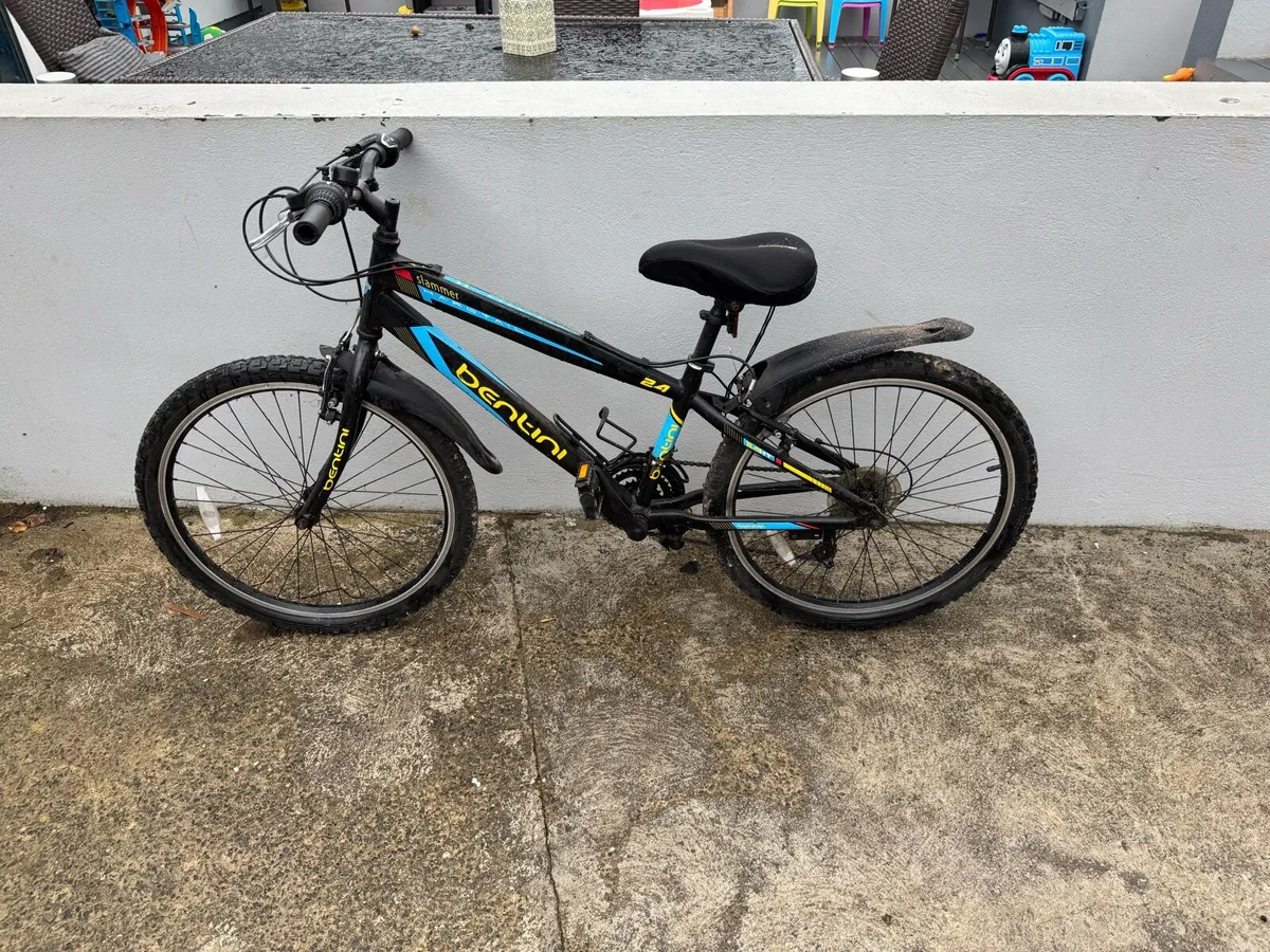 24 inch Boys Bike - Image 2