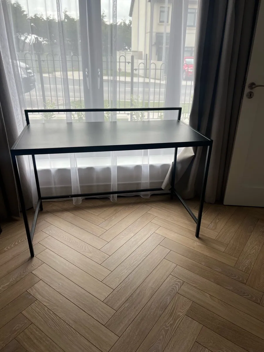 Jysk black desk - Image 1