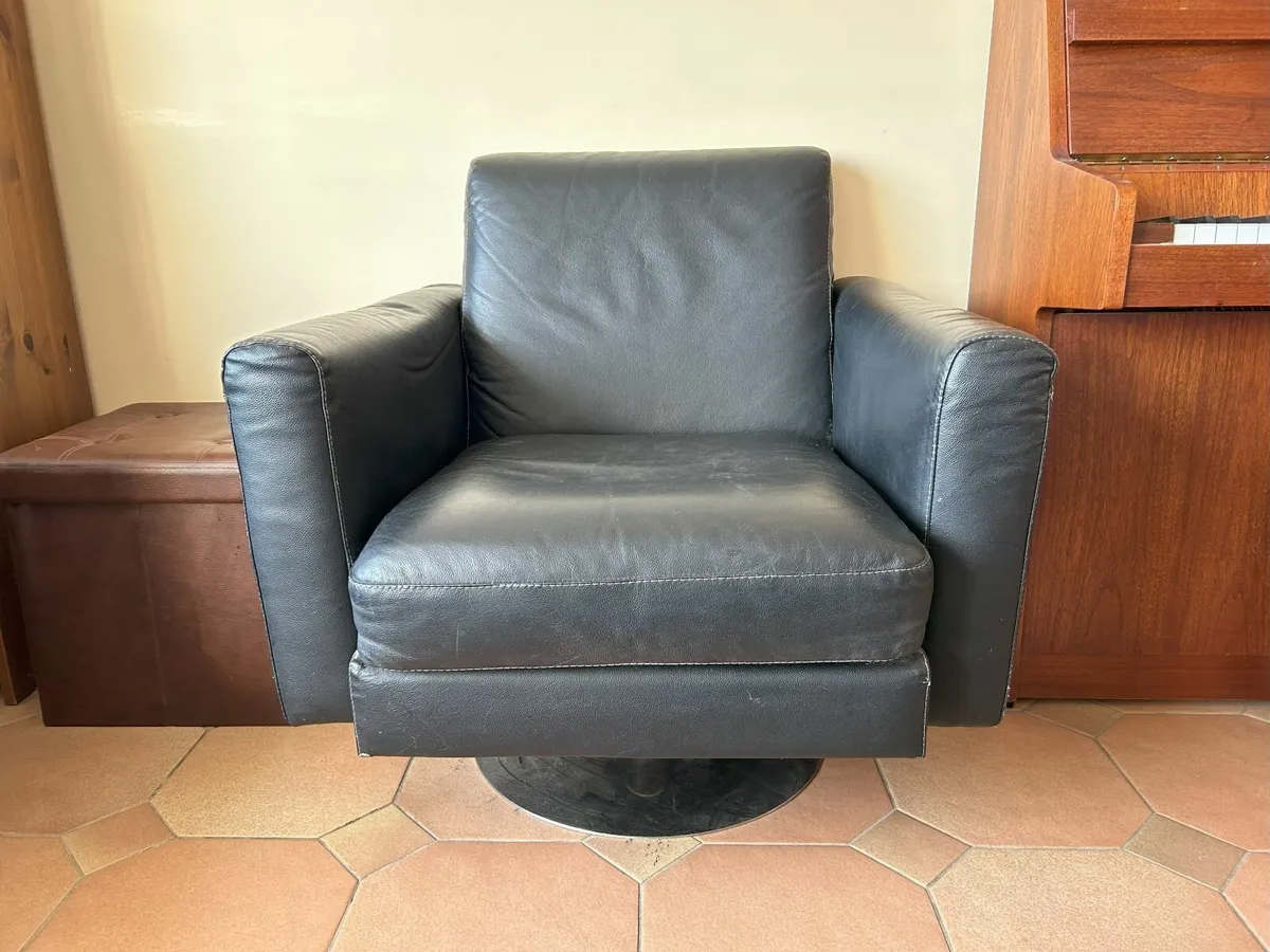 Rotating Leather Armchair - Image 1