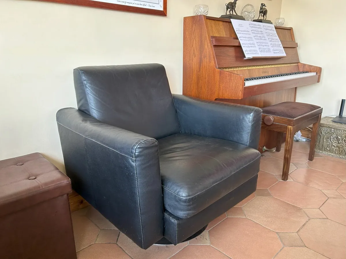 Rotating Leather Armchair - Image 2