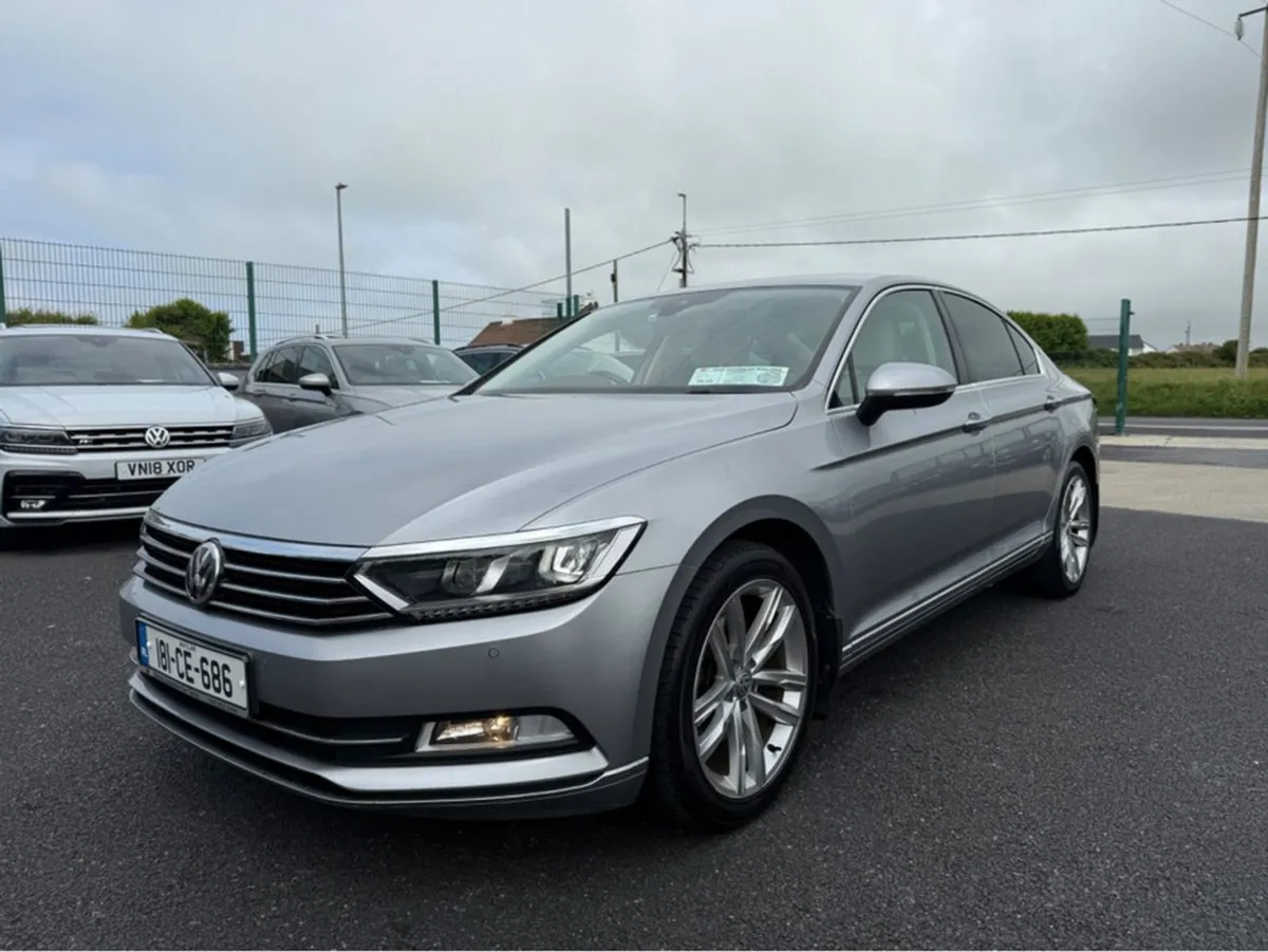 Volkswagen Passat Highline 1.6 TDI Manual 6speed - Image 4