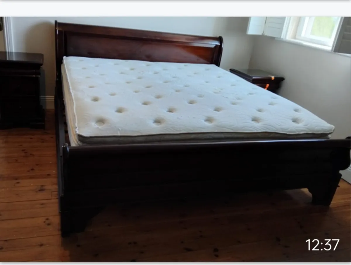 Bedroom furniture - Image 4