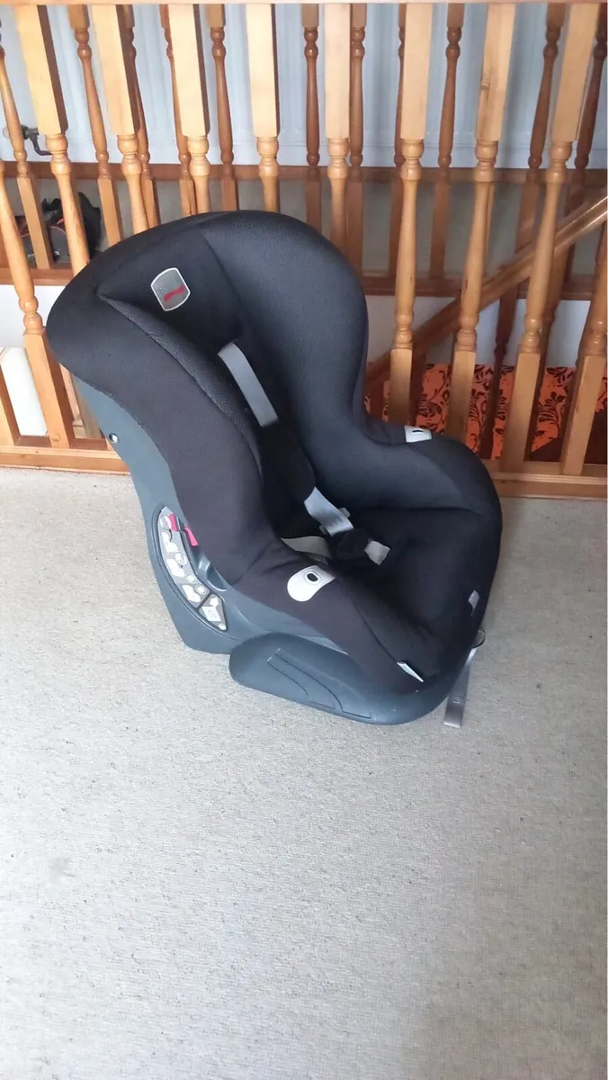 Baby car seat- Rarely used - Image 2