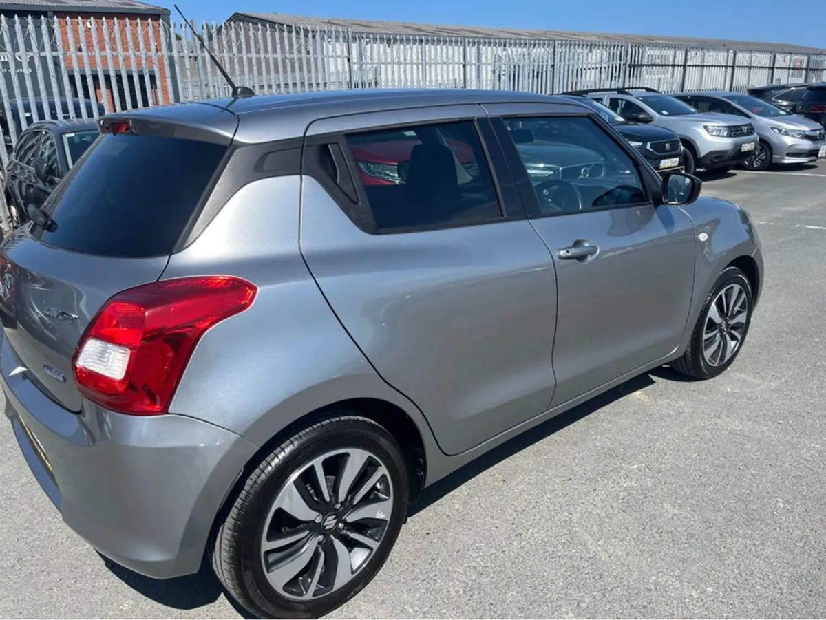 Suzuki Swift 1.2 Dualjet Sz-t Shvs 5DR Finance Av - Image 2