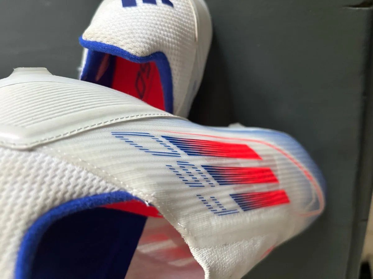 Adidas F50 football boots - Image 2
