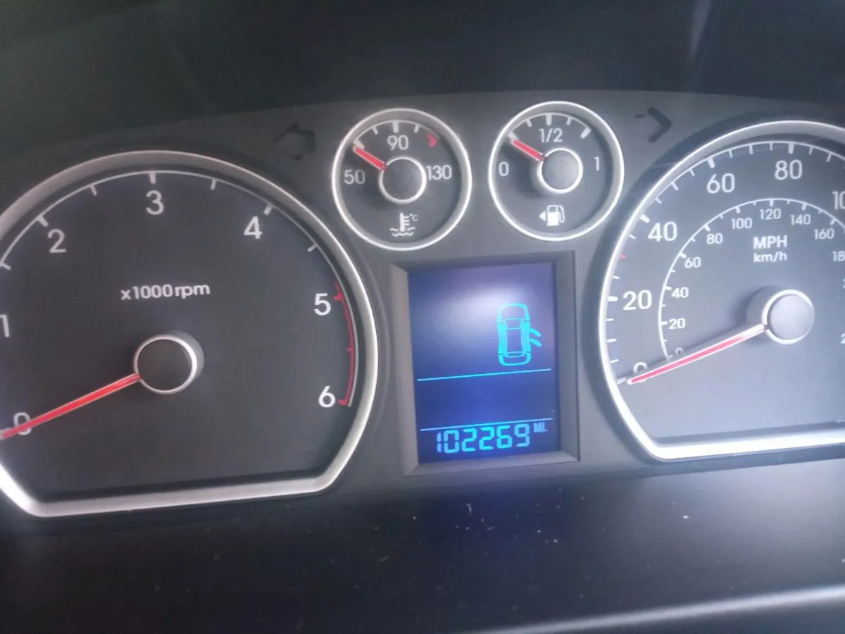 Hyundai i30 automatic - Image 3