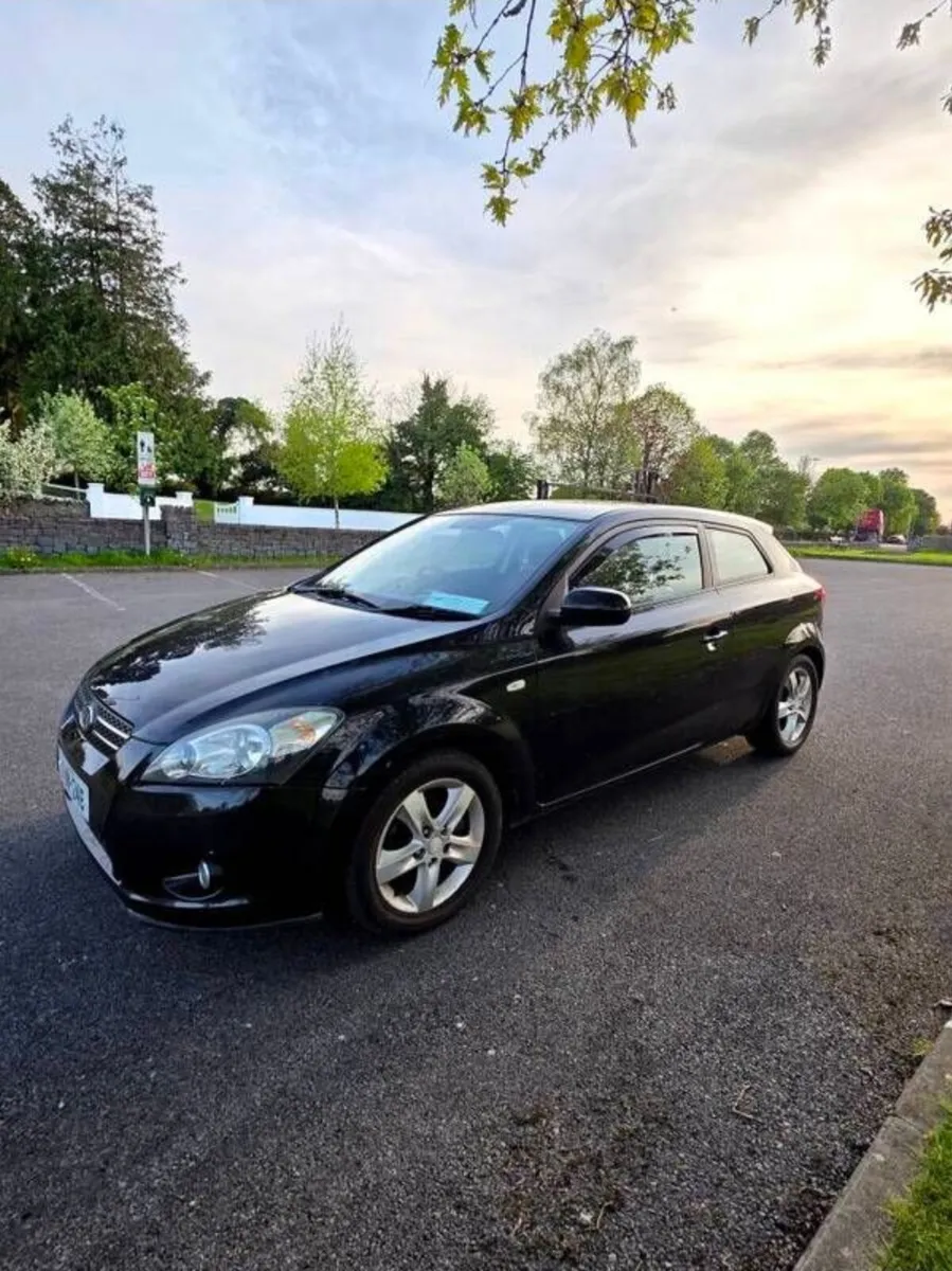 Kia Ceed Pro - Image 4
