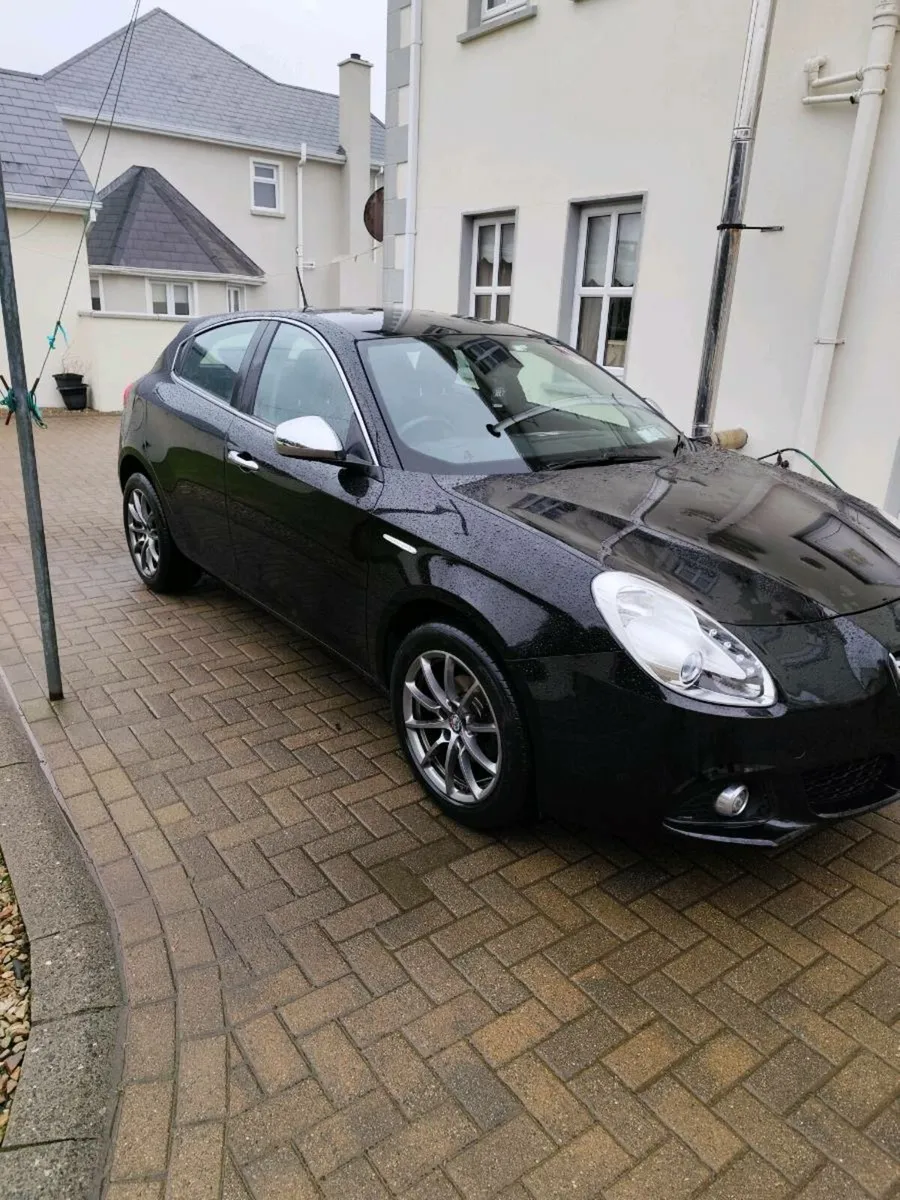 Alfa Romeo 1.6 JTD 2016 - Image 1