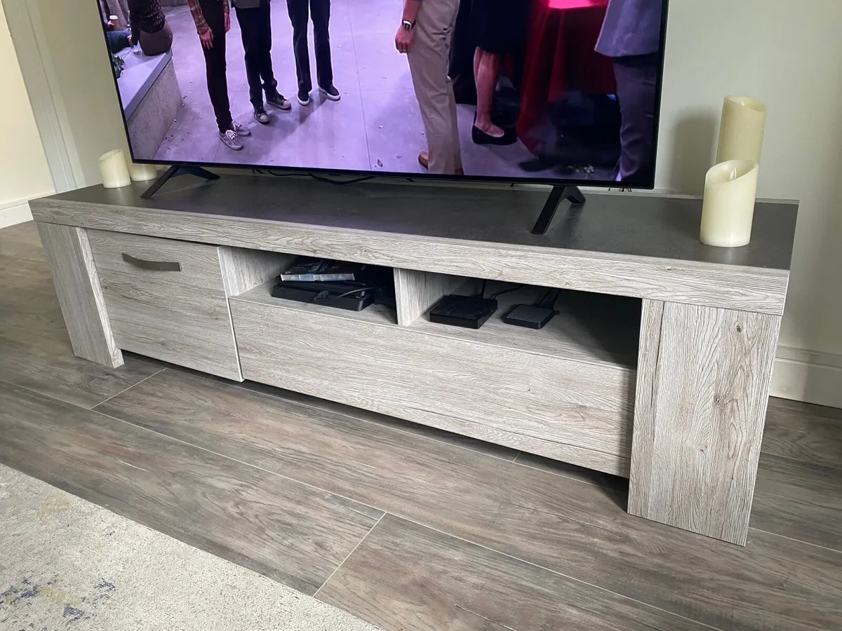 Television Stand - Image 1