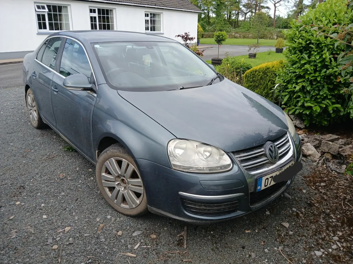 Volkswagon Jetta 07, VW golf 09 - Image 1