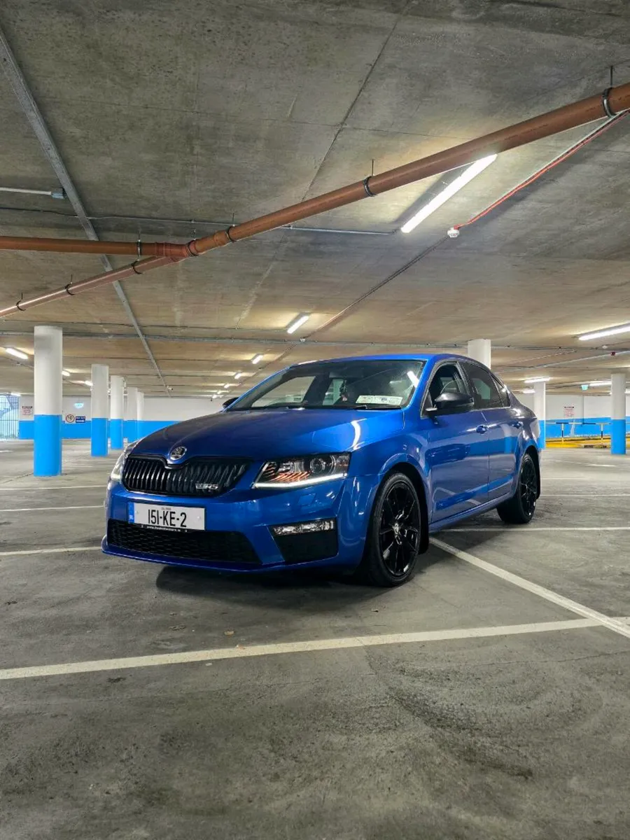 SKODA OCTAVIA VRS CHALLENGE EDITION 2.0 TDI 2015 - Image 2