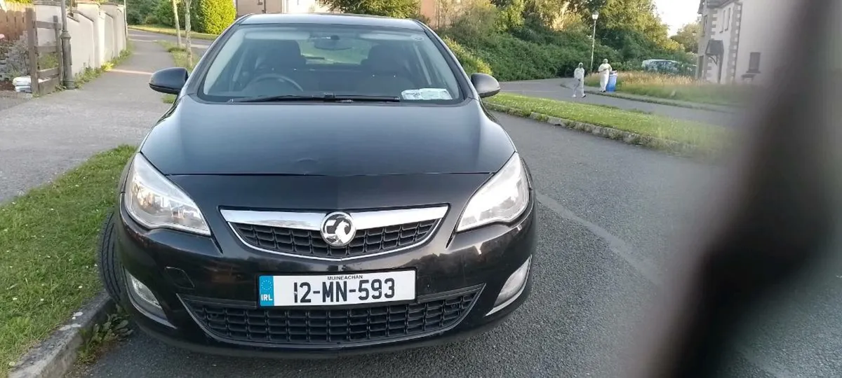 opel astra,has nct and tax until October - Image 4