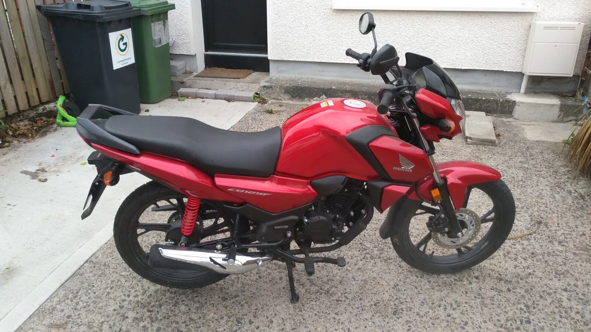 Honda CB125F  2024 - Image 3